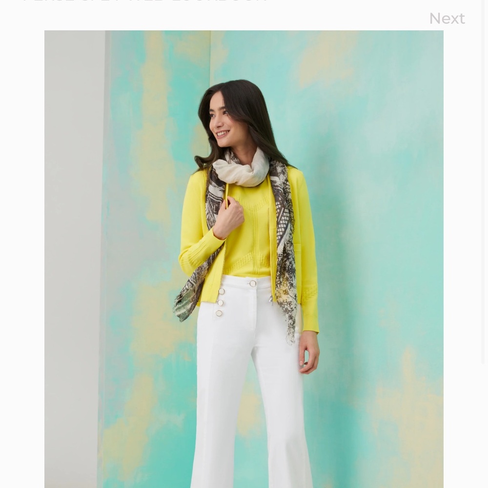 Carlisle Collection White Button Front Jeans